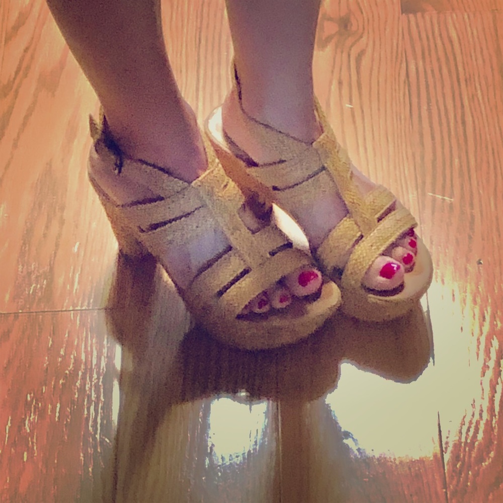 Stuart Weitzman chunky sandals